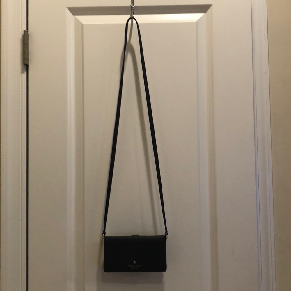 Kate Spade cross body wallet with removable strap